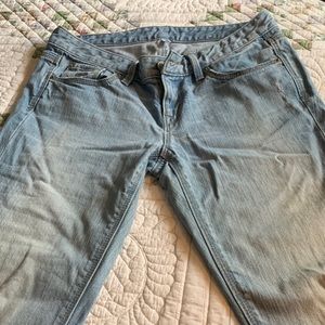 Loft modern slim 6 petite light was denim jeans